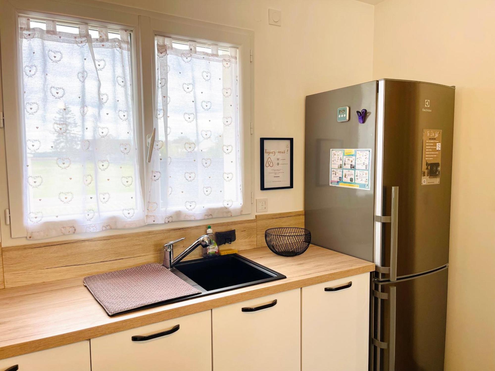 Petite Maison Au Calme Poupry Exteriör bild