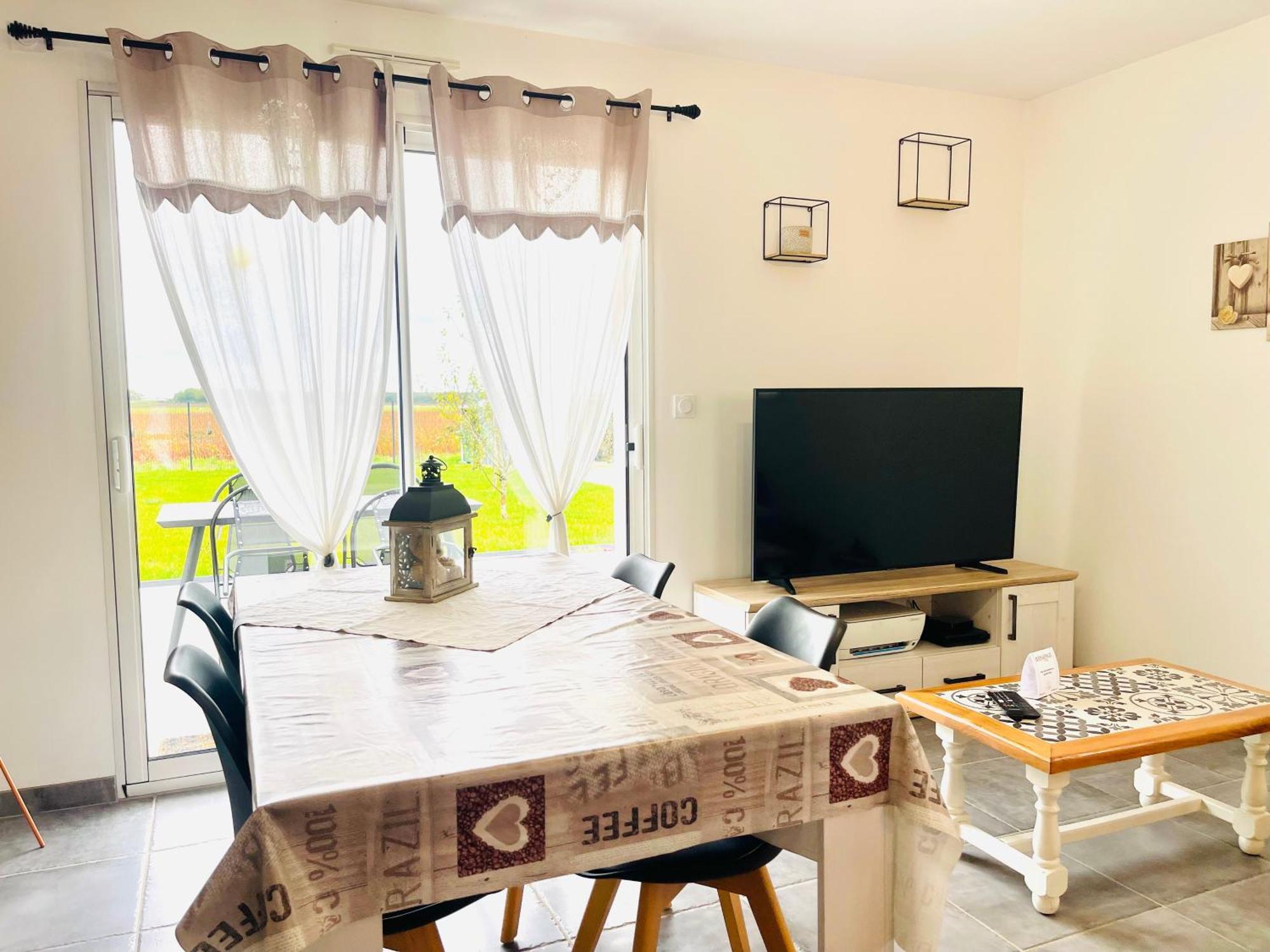 Petite Maison Au Calme Poupry Exteriör bild